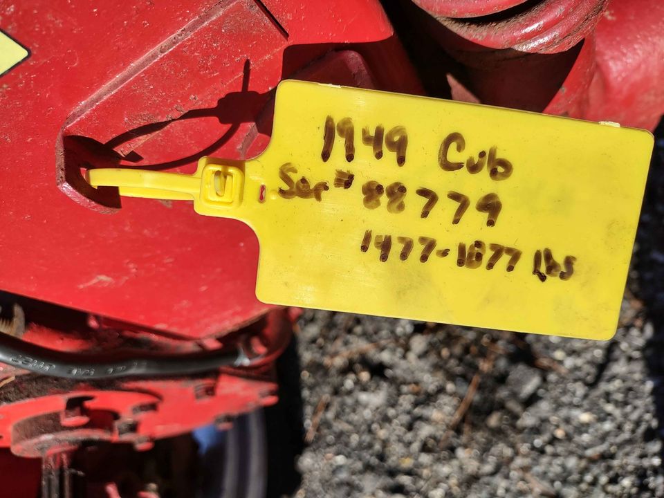 1949 International Cub 5
