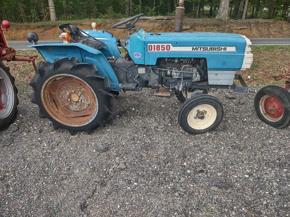1985 Mitsubishi D1850 1
