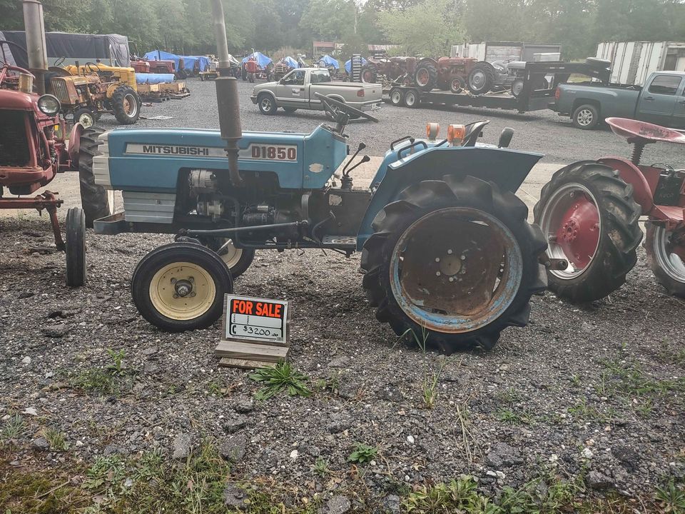 1985 Mitsubishi D1850 3