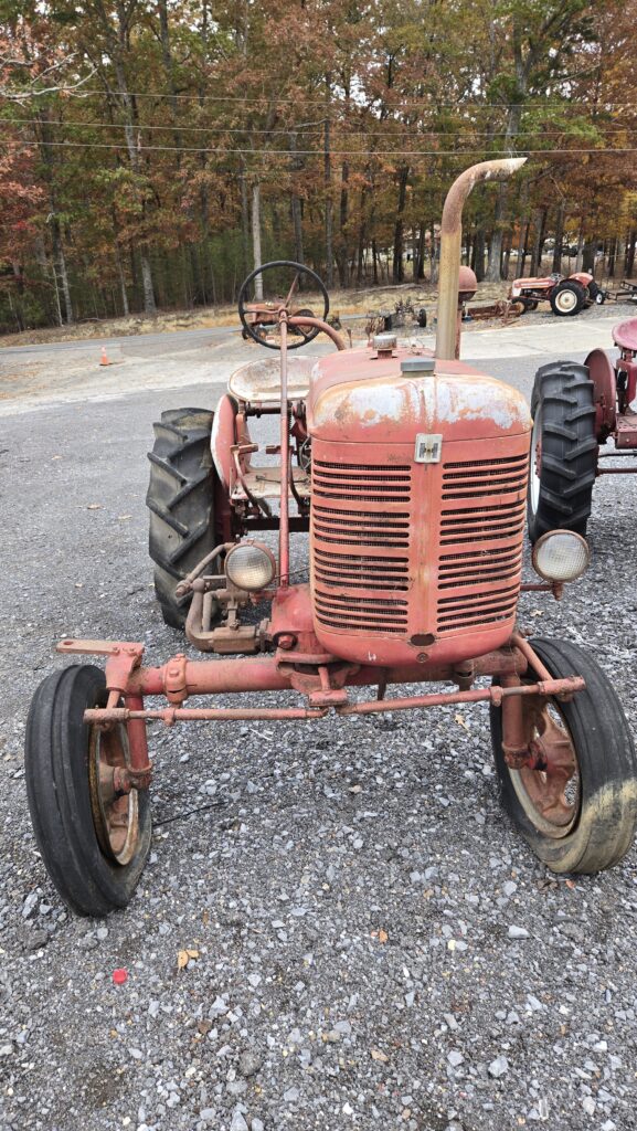 1948 Farmall Super A 105 251335 2 577x1024