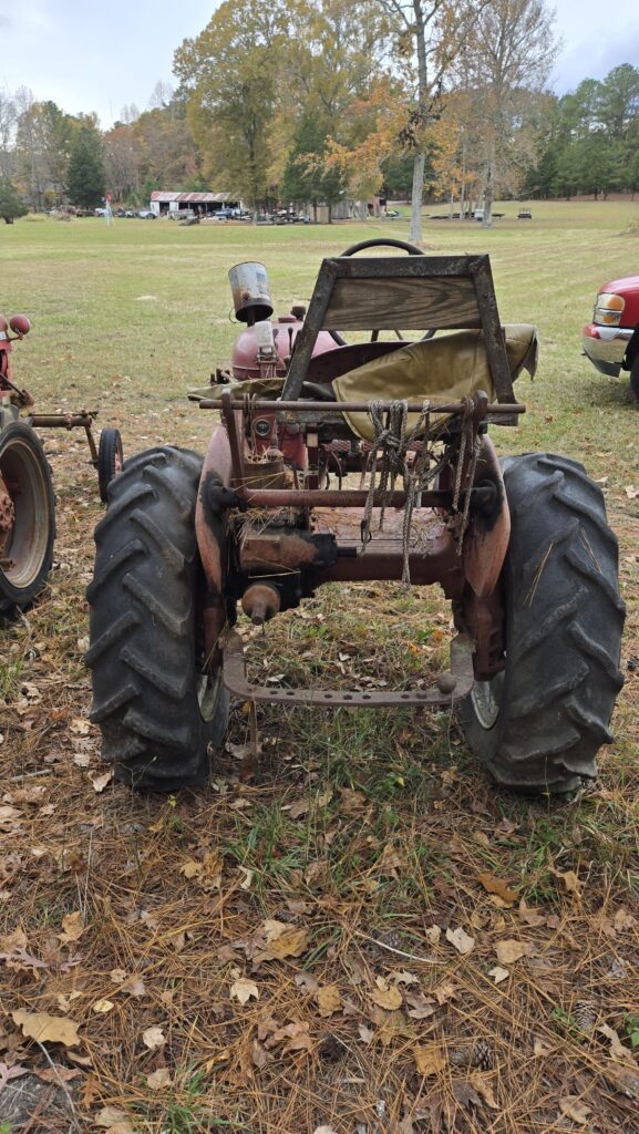 1951 Super A 107 323097 4 577x1024