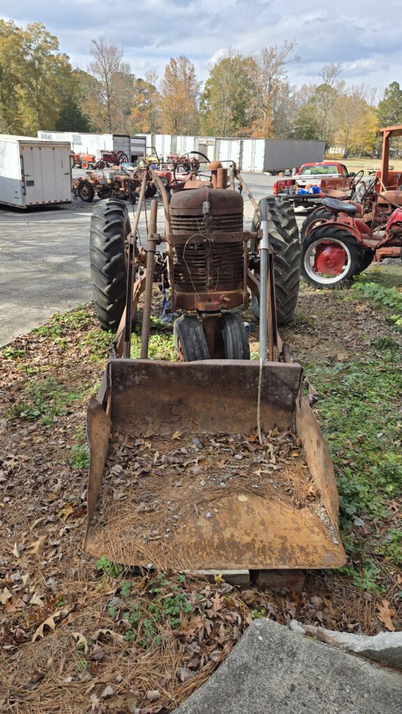1953 Farmall Super M 104 44312 AJ 1 577x1024