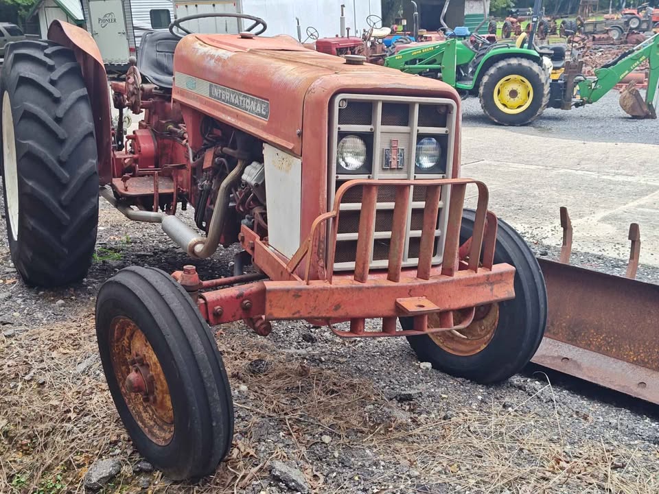 1976 IH 364 Tag 97