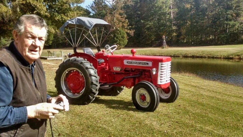 Daddy And Tractor 1024x577
